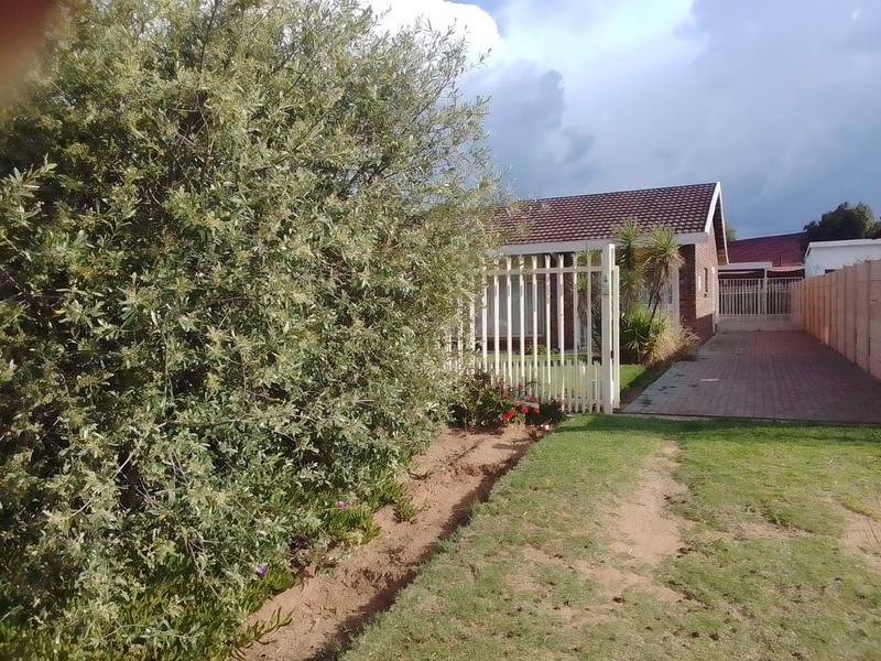 4 Bedroom Property for Sale in Riebeeckstad Free State